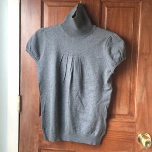 H&M short sleeve turtleneck sweater